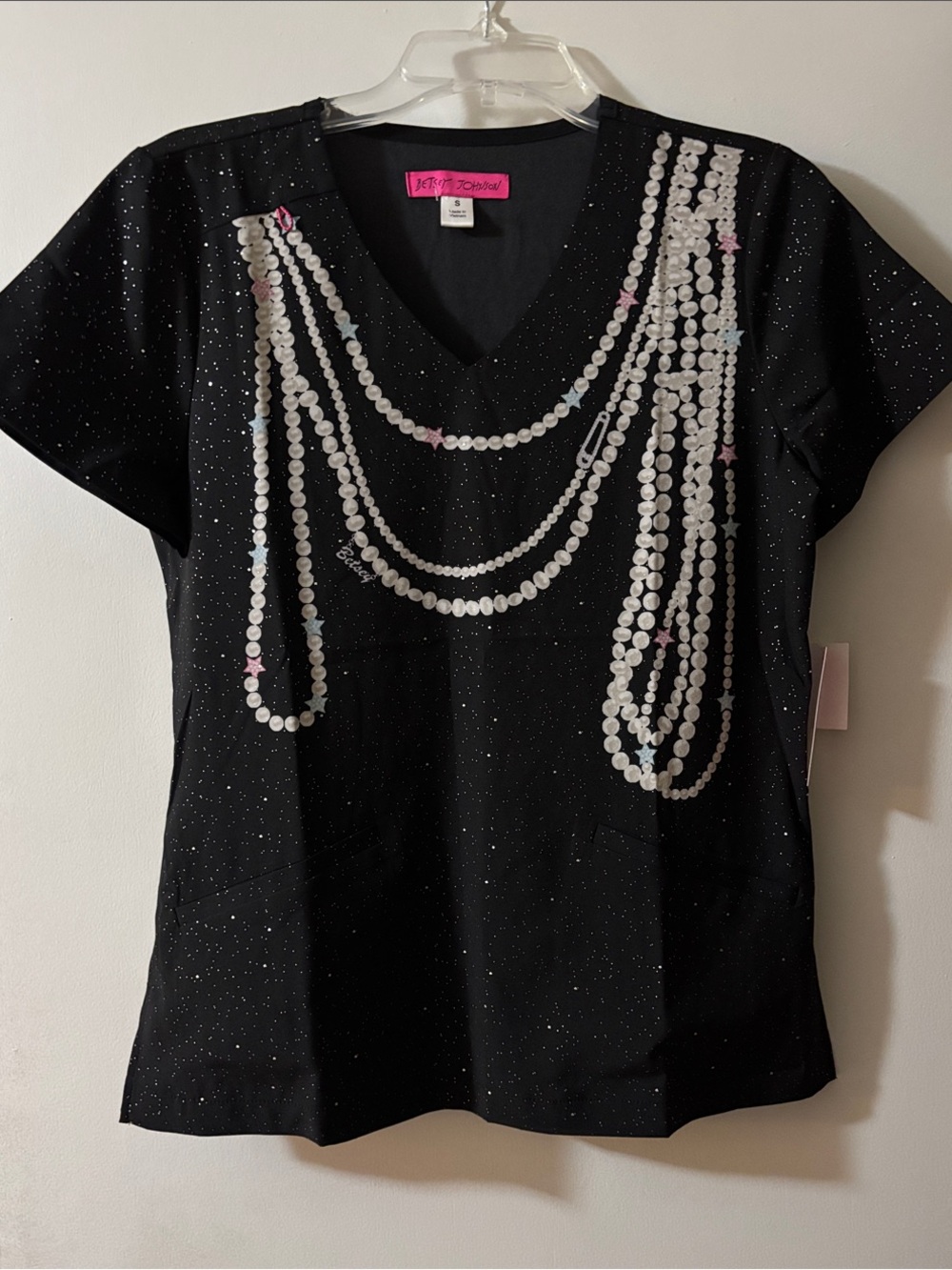 Betsey Johnson Black Short Sleeve V-Neck Pearl Necklace Print Scrub Shirt Top